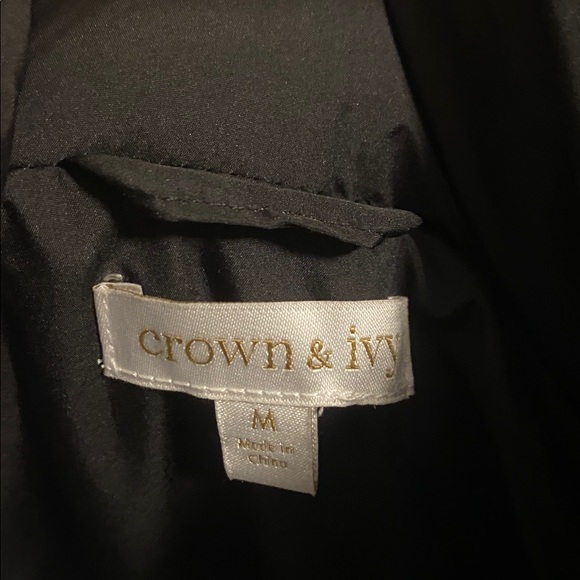 Crown & Ivy Black Puffer Vest, women’s size medium - Picture 7 of 7